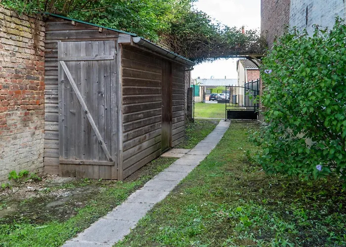 Hébergement de vacances 'maison Lison' Le Calme En *